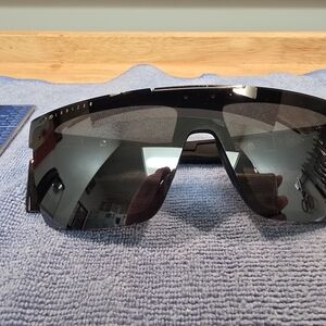 Modern Black Polarized Sunglasses